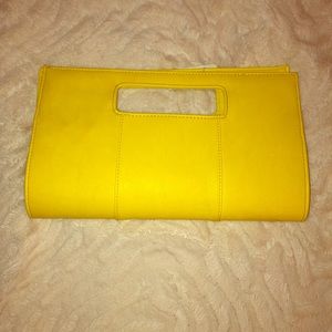 Yellow clutch